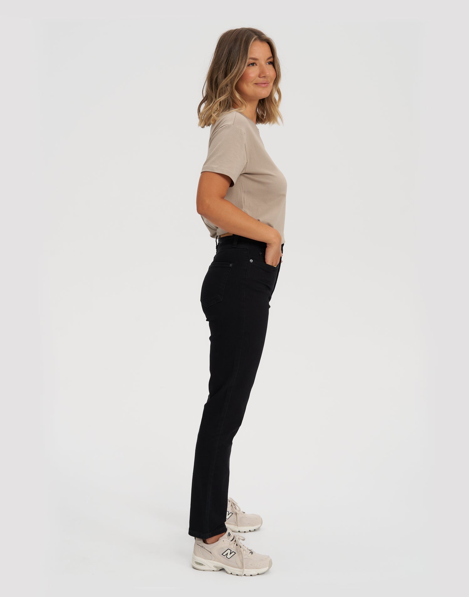 EMILY SLIM JEANS / BLACK RAVEN