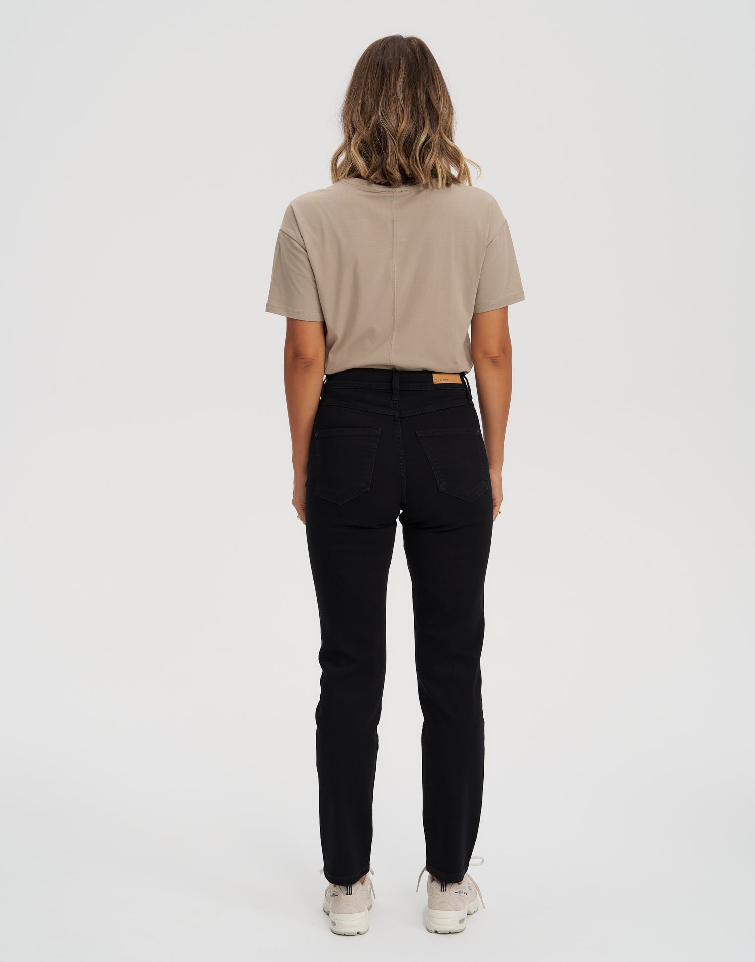 EMILY SLIM JEANS / BLACK RAVEN