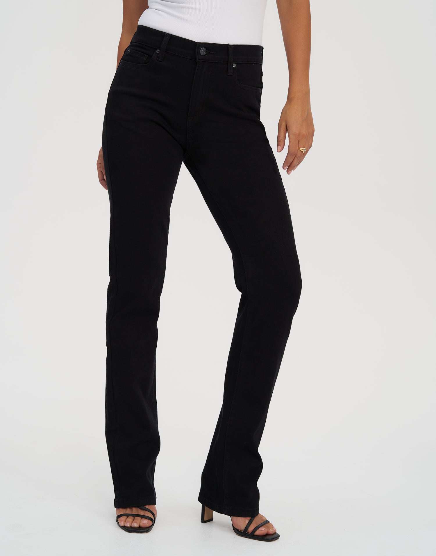 CHLOE STRAIGHT JEANS / BLACK