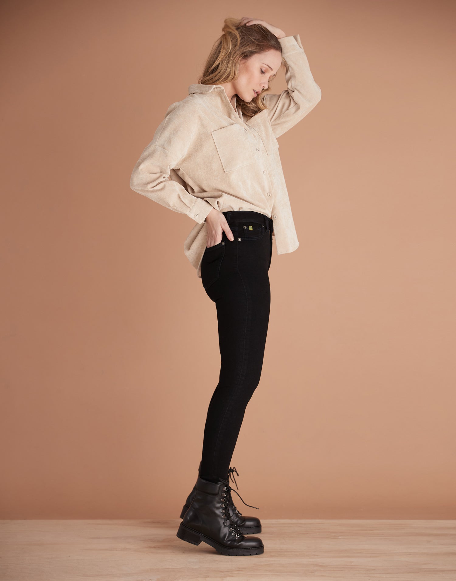 HIGH RISE / RACHEL SKINNY / BLACKOUT