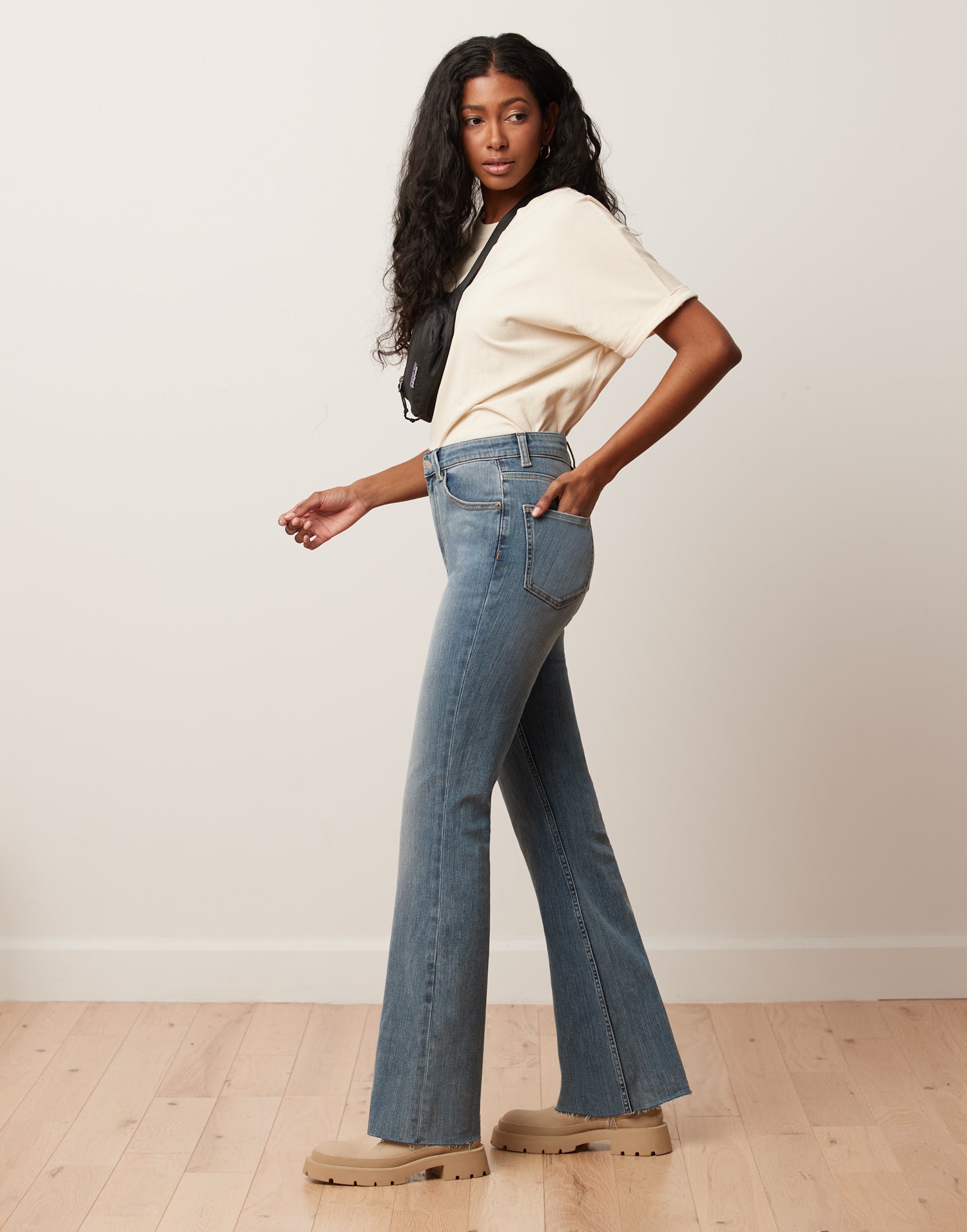 ALEX BOOTCUT JEANS / ZOLA