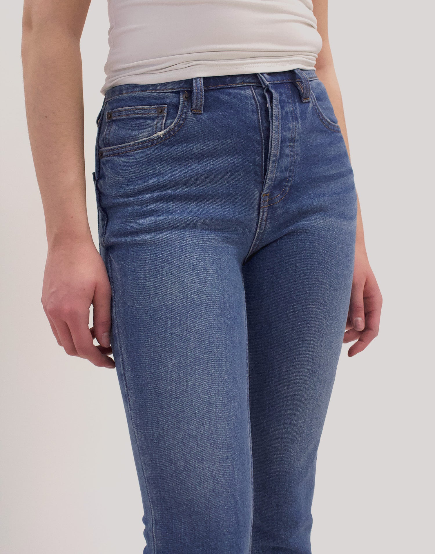 CHLOE STRAIGHT JEANS / ALI