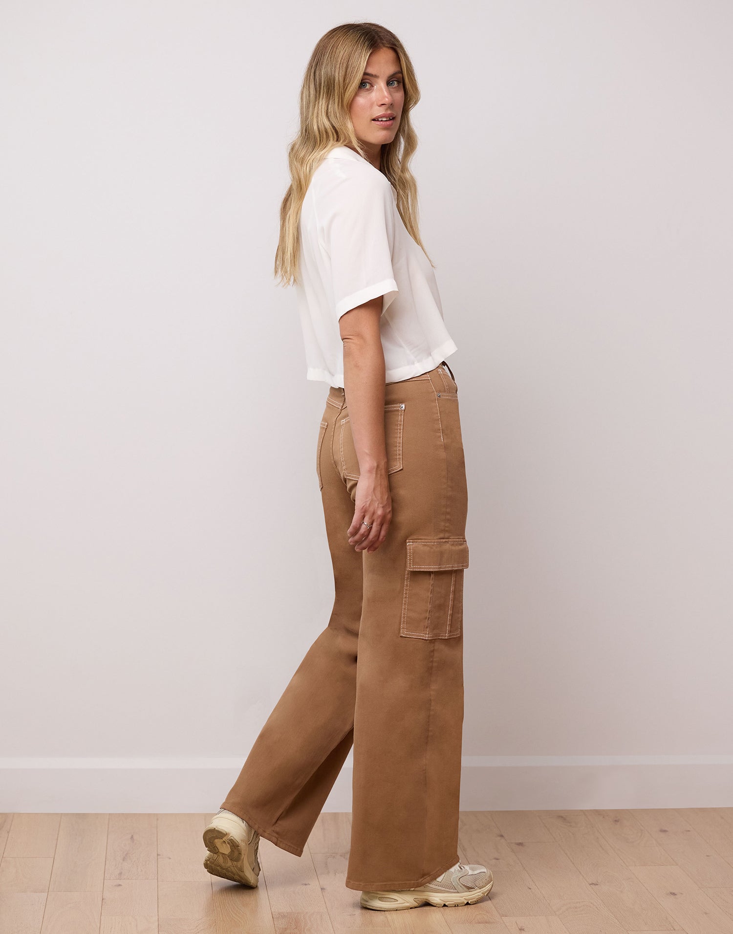 LILY WIDE LEG JEANS / MACCHIATO