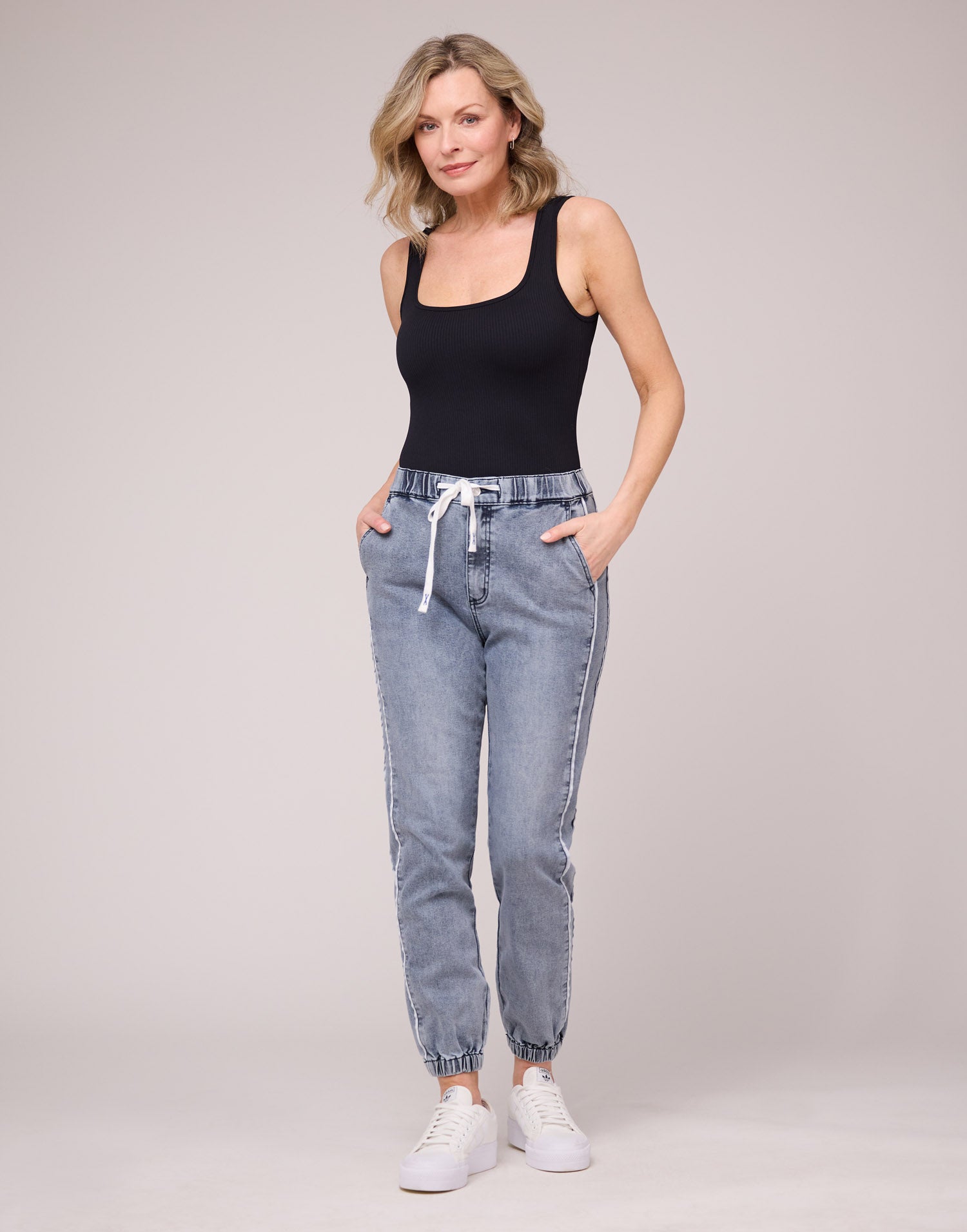 MALIA RELAXED JEANS / OCEAN SIDE