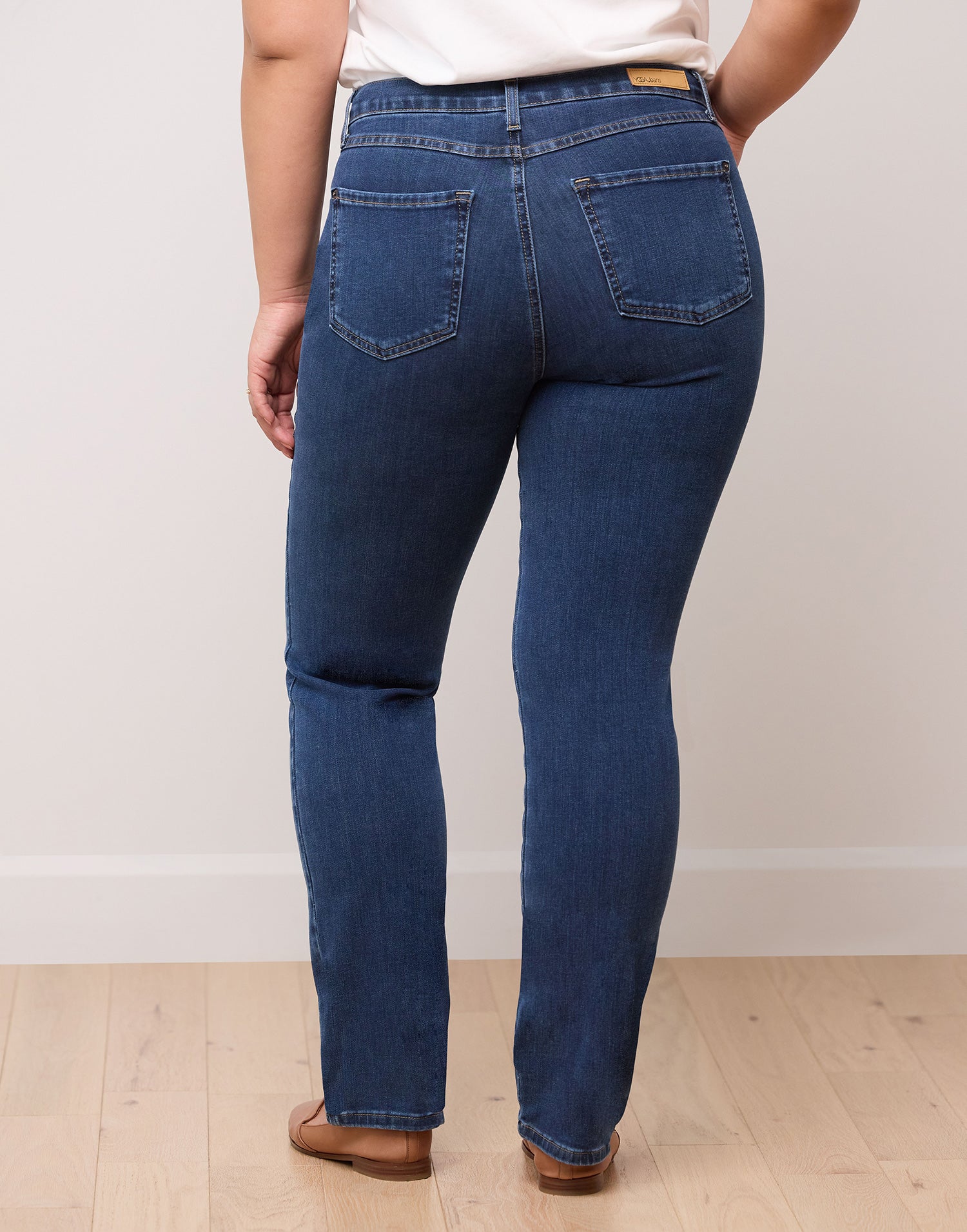 CHLOE STRAIGHT JEANS / ATHENA