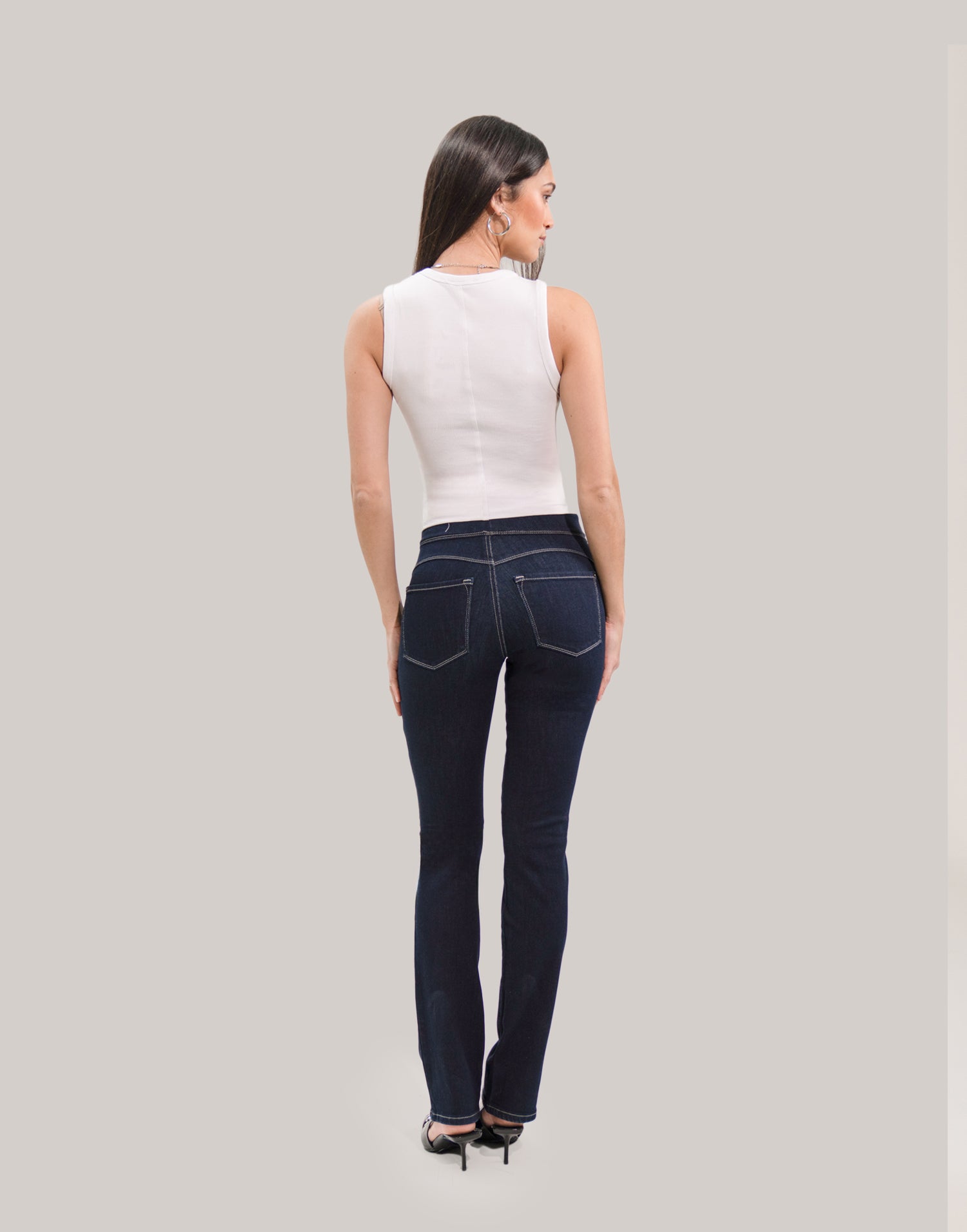 EMILY SLIM LEG JEANS PULL ONS / PRAGUE